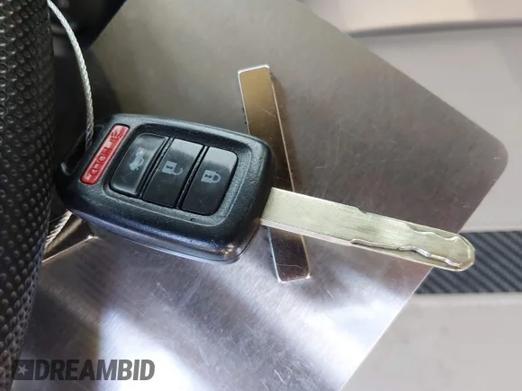 ✅ 2018 Honda Civic LX • VIN: 19XFC2F56JE018916 • Lot: 44833777. Wystawiony na IAAI z przebiegiem 71 779 mil. Bezpłatny archiwum sprzedaży aukcyjnych z USA i szczegółowy raport historii pojazdu na DreamBid. Zdjęcie 11.