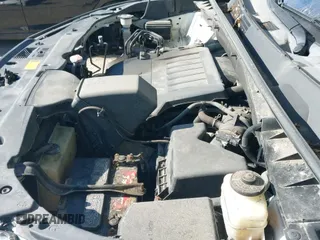 ✅ 2016 Toyota Highlander Limited • VIN: 5TDDKRFHXGS339840 • Lot: 42701725. Wystawiony na IAAI z przebiegiem 138 813 mil. Bezpłatny archiwum sprzedaży aukcyjnych z USA i szczegółowy raport historii pojazdu na DreamBid. Zdjęcie 20.