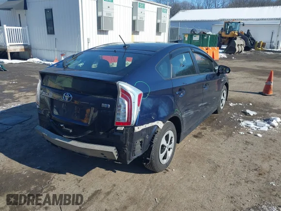 ✅ 2014 Toyota Prius Four • VIN: JTDKN3DU6E1767197 • Lot: 44267567. Wystawiony na IAAI z przebiegiem 186 047 mil. Bezpłatny archiwum sprzedaży aukcyjnych z USA i szczegółowy raport historii pojazdu na DreamBid. Zdjęcie 4.