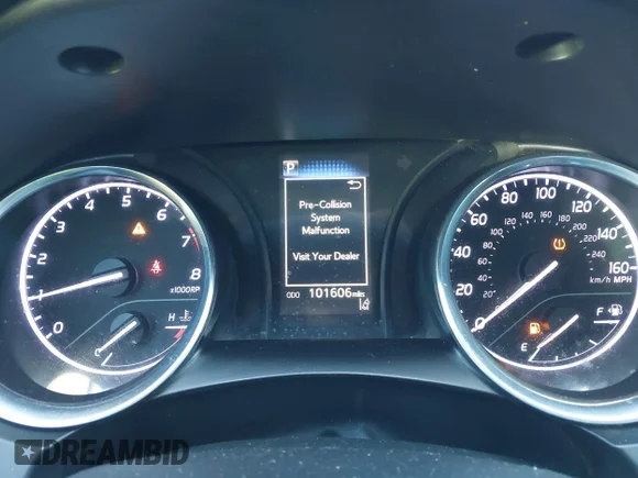 ✅ 2020 Toyota Camry LE • VIN: 4T1C11AK5LU995741 • Lot: 43447092. Wystawiony na IAAI z przebiegiem 101 606 mil. Bezpłatny archiwum sprzedaży aukcyjnych z USA i szczegółowy raport historii pojazdu na DreamBid. Zdjęcie 7.
