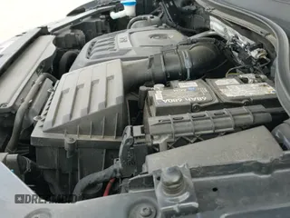 ✅ 2019 Volkswagen Tiguan SE • VIN: 3VV2B7AX4KM067063 • Лот: 43059606. Опубликован ранее на IAAI с пробегом 113 997 миль. Бесплатный доступ к архиву аукционных продаж из США и подробный отчёт об истории автомобиля на DreamBid. Изображение 19.