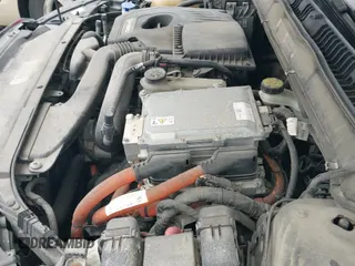 ✅ 2014 Ford Fusion S Hybrid • VIN: 3FA6P0UU6ER313831 • Lot: 41912503. Listed on IAAI with 188,816 mi. Free auction sales archive from the USA and detailed vehicle history report at DreamBid. Image 19.