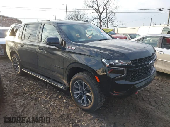 ✅ 2023 Chevrolet Suburban Z71 • VIN: 1GNSKDKD3PR339200 • Lot: 44322747. Wystawiony na IAAI z przebiegiem 62 103 mil. Bezpłatny archiwum sprzedaży aukcyjnych z USA i szczegółowy raport historii pojazdu na DreamBid. Zdjęcie 1.