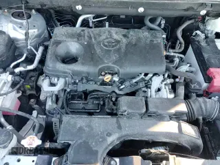 ✅ 2021 Toyota RAV4 XLE • VIN: 2T3R1RFVXMC240008 • Lot: 91166555. Wystawiony na Copart z przebiegiem 66 152 mil. Bezpłatny archiwum sprzedaży aukcyjnych z USA i szczegółowy raport historii pojazdu na DreamBid. Zdjęcie 17.