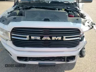 ✅ 2019 Ram 2500 Big Horn • VIN: 3C6UR5DJ6KG696991 • Lot: 80191465. Wystawiony na Copart z przebiegiem 110 866 mil. Bezpłatny archiwum sprzedaży aukcyjnych z USA i szczegółowy raport historii pojazdu na DreamBid. Zdjęcie 13.