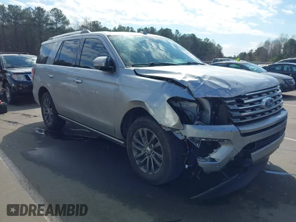 ✅ 2020 Ford Expedition Limited • VIN: 1FMJU2AT8LEA32162 • Lot: 44530376. Wystawiony na IAAI z przebiegiem 99 979 mil. Bezpłatny archiwum sprzedaży aukcyjnych z USA i szczegółowy raport historii pojazdu na DreamBid. Zdjęcie 1.