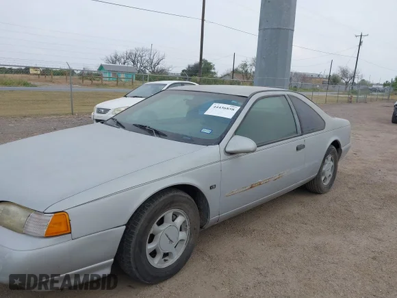 ✅ 1995 Ford Thunderbird LX • VIN: 1FALP62W4SH170899 • Лот: 44436858. Опубліковано раніше на IAAI з пробігом 72 965 миль. Безкоштовний доступ до архіву аукціонних продажів зі США та докладний звіт про історію автомобіля на DreamBid. Зображення 6.