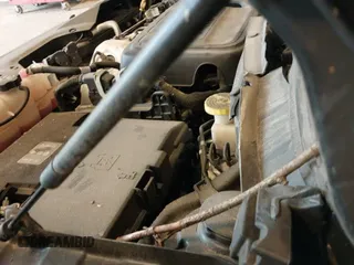 ✅ 2020 Jeep Cherokee Latitude Plus • VIN: 1C4PJMLN6LD553954 • Lot: 42502679. Wystawiony na IAAI z przebiegiem 61 152 mil. Bezpłatny archiwum sprzedaży aukcyjnych z USA i szczegółowy raport historii pojazdu na DreamBid. Zdjęcie 19.