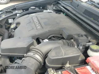 ✅ 2013 Lincoln MKS • VIN: 1LNHL9EK6DG617744 • Lot: 42157484. Wystawiony na IAAI z przebiegiem 89 275 mil. Bezpłatny archiwum sprzedaży aukcyjnych z USA i szczegółowy raport historii pojazdu na DreamBid. Zdjęcie 18.