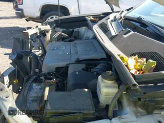 ✅ 2011 Toyota Highlander • VIN: 5TDZK3EH0BS036580 • Lot: 43478064. Listed on IAAI with 253,503 mi. Free auction sales archive from the USA and detailed vehicle history report at DreamBid. Image 20.