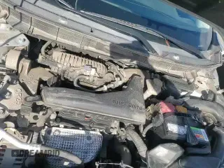 ✅ 2017 Nissan Rogue SV • VIN: KNMAT2MV9HP509987 • Lot: 89548295. Wystawiony na Copart z przebiegiem 123 659 mil. Bezpłatny archiwum sprzedaży aukcyjnych z USA i szczegółowy raport historii pojazdu na DreamBid. Zdjęcie 15.