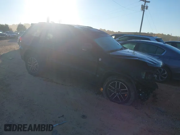 ✅ 2020 Jeep Grand Cherokee Trailhawk • VIN: 1C4RJFLT9LC311975 • Lot: 43468720. Wystawiony na IAAI z przebiegiem 122 267 mil. Bezpłatny archiwum sprzedaży aukcyjnych z USA i szczegółowy raport historii pojazdu na DreamBid. Zdjęcie 1.