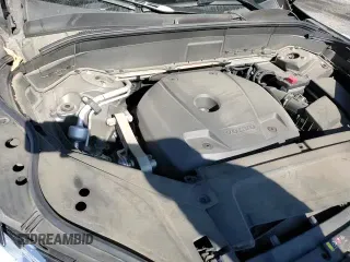 ✅ 2022 Volvo XC90 Momentum • VIN: YV4102PK3N1786463 • Lot: 62332165. Wystawiony na Copart z przebiegiem 50 357 mil. Bezpłatny archiwum sprzedaży aukcyjnych z USA i szczegółowy raport historii pojazdu na DreamBid. Zdjęcie 14.