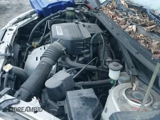 ✅ 2002 Toyota RAV4 • VIN: JTEHH20V820143571 • Lot: 43670481. Wystawiony na IAAI z przebiegiem 202 038 mil. Bezpłatny archiwum sprzedaży aukcyjnych z USA i szczegółowy raport historii pojazdu na DreamBid. Zdjęcie 12.