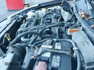 ✅ 2010 Ford Focus SE • VIN: 1FAHP3FN8AW285084 • Lot: 43748080. Wystawiony na IAAI z przebiegiem 180 330 mil. Bezpłatny archiwum sprzedaży aukcyjnych z USA i szczegółowy raport historii pojazdu na DreamBid. Zdjęcie 12.