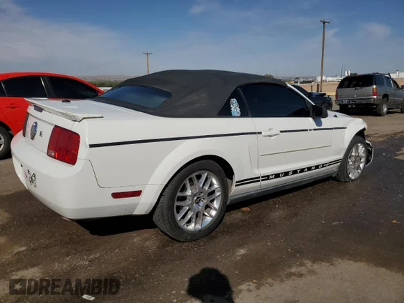 ✅ 2007 Ford Mustang Deluxe • VIN: 1ZVFT84N975282235 • Лот: 73332194. Опубліковано раніше на Copart з пробігом 154 945 миль. Безкоштовний доступ до архіву аукціонних продажів зі США та докладний звіт про історію автомобіля на DreamBid. Зображення 3.