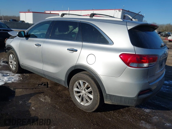✅ 2017 Kia Sorento LX • VIN: 5XYPGDA55HG292309 • Lot: 44302467. Wystawiony na IAAI z przebiegiem 95 884 mil. Bezpłatny archiwum sprzedaży aukcyjnych z USA i szczegółowy raport historii pojazdu na DreamBid. Zdjęcie 3.