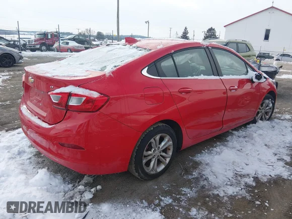 ✅ 2019 Chevrolet Cruze LT • VIN: 1G1BE5SM7K7111770 • Lot: 44132257. Wystawiony na IAAI z przebiegiem 164 211 mil. Bezpłatny archiwum sprzedaży aukcyjnych z USA i szczegółowy raport historii pojazdu na DreamBid. Zdjęcie 4.