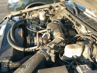 ✅ 2003 GMC Sonoma SL • VIN: 1GTDT19X438112238 • Лот: 43596284. Опубликован ранее на IAAI с пробегом 192 916 миль. Бесплатный доступ к архиву аукционных продаж из США и подробный отчёт об истории автомобиля на DreamBid. Изображение 24.