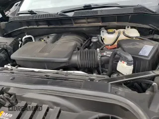 ✅ 2019 Chevrolet Silverado 1500 RST • VIN: 1GCUYEED6KZ107958 • Lot: 84467505. Wystawiony na Copart z przebiegiem 69 370 mil. Bezpłatny archiwum sprzedaży aukcyjnych z USA i szczegółowy raport historii pojazdu na DreamBid. Zdjęcie 16.