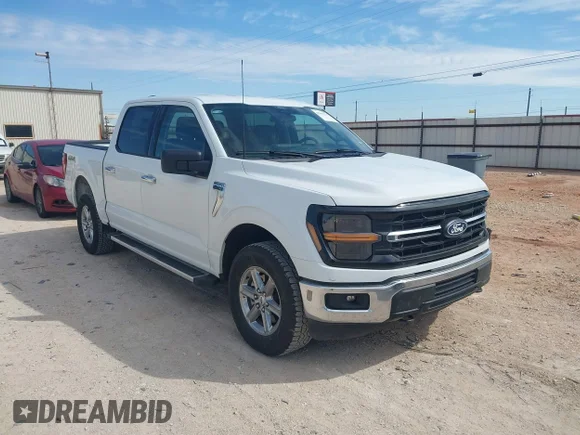 ✅ 2025 Ford F-150 XLT • VIN: 1FTFW3L56SKE28888 • Лот: 45050279. Опубликован ранее на IAAI с пробегом 29 814 миль. Бесплатный доступ к архиву аукционных продаж из США и подробный отчёт об истории автомобиля на DreamBid. Изображение 1.
