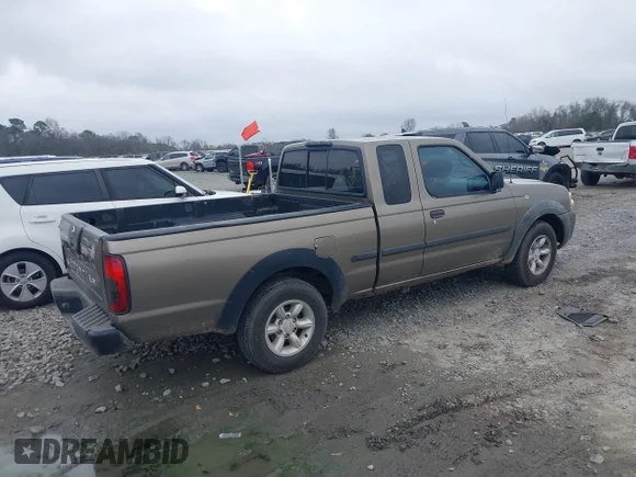 ✅ 2002 Nissan Frontier XE • VIN: 1N6DD26SX2C306034 • Лот: 44441110. Опубліковано раніше на IAAI з пробігом 185 711 миль. Безкоштовний доступ до архіву аукціонних продажів зі США та докладний звіт про історію автомобіля на DreamBid. Зображення 4.