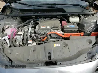 ✅ 2023 Subaru Solterra Premium • VIN: JTMABABA5PA010294 • Lot: 71108305. Wystawiony na Copart z przebiegiem 19 587 mil. Bezpłatny archiwum sprzedaży aukcyjnych z USA i szczegółowy raport historii pojazdu na DreamBid. Zdjęcie 17.