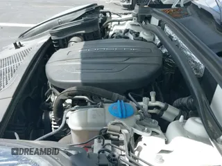 ✅ 2018 Porsche Macan • VIN: WP1AA2A51JLB25403 • Lot: 42842138. Wystawiony na IAAI z przebiegiem 68 358 mil. Bezpłatny archiwum sprzedaży aukcyjnych z USA i szczegółowy raport historii pojazdu na DreamBid. Zdjęcie 19.