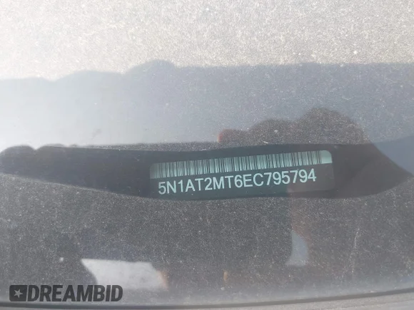 ✅ 2014 Nissan Rogue S • VIN: 5N1AT2MT6EC795794 • Lot: 42328662. Wystawiony na IAAI z przebiegiem Nie podano. Bezpłatny archiwum sprzedaży aukcyjnych z USA i szczegółowy raport historii pojazdu na DreamBid. Zdjęcie 9.