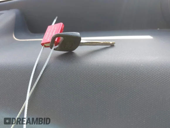 ✅ 2006 Scion xB • VIN: JTLKT324864093700 • Лот: 43100858. Опубліковано раніше на IAAI з пробігом 208 844 миль. Безкоштовний доступ до архіву аукціонних продажів зі США та докладний звіт про історію автомобіля на DreamBid. Зображення 11.