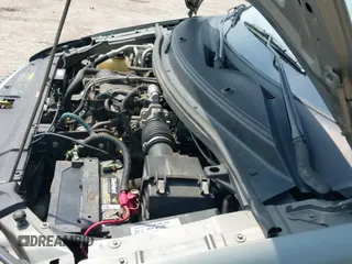 ✅ 2005 Mercury Monterey Convenience • VIN: 2MRZA21295BJ06286 • Lot: 42667163. Listed on IAAI with 196,331 mi. Free auction sales archive from the USA and detailed vehicle history report at DreamBid. Image 12.