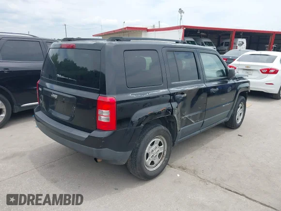 ✅ 2012 Jeep Patriot Sport • VIN: 1C4NJPBA4CD646558 • Lot: 45242833. Listed on IAAI with 128,703 mi. Free auction sales archive from the USA and detailed vehicle history report at DreamBid. Image 4.