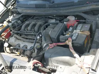 ✅ 2010 Lincoln MKT • VIN: 2LMHJ5FRXABJ20326 • Lot: 42785607. Wystawiony na IAAI z przebiegiem 126 265 mil. Bezpłatny archiwum sprzedaży aukcyjnych z USA i szczegółowy raport historii pojazdu na DreamBid. Zdjęcie 12.