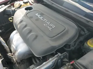 ✅ 2015 Chrysler 200 Limited • VIN: 1C3CCCAB4FN679177 • Lot: 41971635. Listed on IAAI with 186,855 mi. Free auction sales archive from the USA and detailed vehicle history report at DreamBid. Image 13.