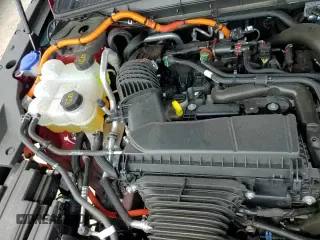 ✅ 2025 Lincoln Nautilus Premiere • VIN: 5LMPJ8J47SJ901030 • Lot: 62811655. Listed on Copart with 4,854 mi. Free auction sales archive from the USA and detailed vehicle history report at DreamBid. Image 14.