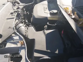 ✅ 2013 Ford Escape SE • VIN: 1FMCU9GX2DUB64952 • Lot: 43620384. Listed on IAAI with 190,530 mi. Free auction sales archive from the USA and detailed vehicle history report at DreamBid. Image 12.