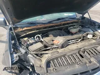 ✅ 2019 Chevrolet Silverado 1500 LT • VIN: 1GCRYDEKXKZ381565 • Lot: 59903965. Wystawiony na Copart z przebiegiem 93 764 mil. Bezpłatny archiwum sprzedaży aukcyjnych z USA i szczegółowy raport historii pojazdu na DreamBid. Zdjęcie 13.