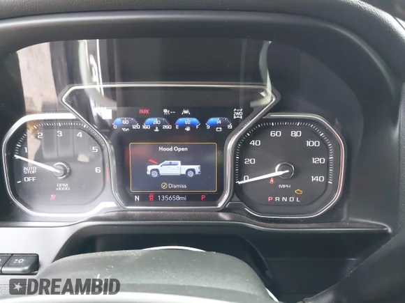 ✅ 2020 GMC Sierra 1500 AT4 • VIN: 3GTP9EEL0LG326191 • Lot: 45197690. Wystawiony na IAAI z przebiegiem 135 658 mil. Bezpłatny archiwum sprzedaży aukcyjnych z USA i szczegółowy raport historii pojazdu na DreamBid. Zdjęcie 7.