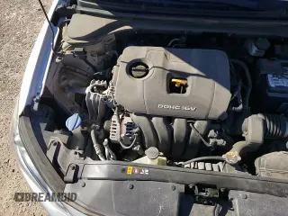 ✅ 2017 Hyundai Elantra SE • VIN: KMHD84LF8HU218429 • Lot: 90018295. Listed on Copart with 67,942 mi. Free auction sales archive from the USA and detailed vehicle history report at DreamBid. Image 13.