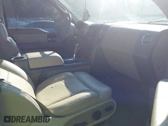 ✅ 2004 Ford F-150 XLT • VIN: 1FTPX14504NC66424 • Лот: 45294658. Опубліковано раніше на IAAI з пробігом 232 530 миль. Безкоштовний доступ до архіву аукціонних продажів зі США та докладний звіт про історію автомобіля на DreamBid. Зображення 5.