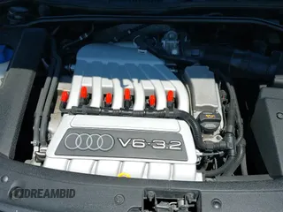 ✅ 2005 Audi TT • VIN: TRUWF28N051010295 • Lot: 42734821. Wystawiony na IAAI z przebiegiem 130 932 mil. Bezpłatny archiwum sprzedaży aukcyjnych z USA i szczegółowy raport historii pojazdu na DreamBid. Zdjęcie 19.