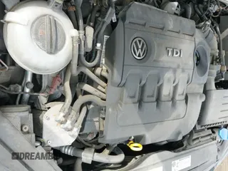 ✅ 2015 Volkswagen Golf SE • VIN: 3VWCA7AU1FM506802 • Lot: 40674000. Listed on IAAI with 61,131 mi. Free auction sales archive from the USA and detailed vehicle history report at DreamBid. Image 19.