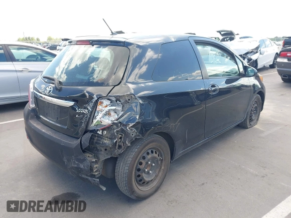 ✅ 2012 Toyota Yaris L • VIN: JTDJTUD38CD511251 • Lot: 45113085. Wystawiony na IAAI z przebiegiem 69 937 mil. Bezpłatny archiwum sprzedaży aukcyjnych z USA i szczegółowy raport historii pojazdu na DreamBid. Zdjęcie 4.