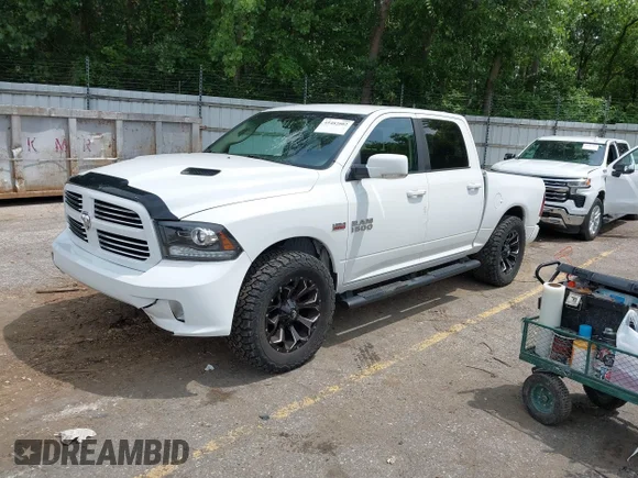 ✅ 2016 Ram 1500 Sport • VIN: 1C6RR7MT0GS342290 • Лот: 45482002. Опубликован ранее на IAAI с пробегом 96 797 миль. Бесплатный доступ к архиву аукционных продаж из США и подробный отчёт об истории автомобиля на DreamBid. Изображение 2.