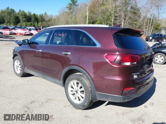 ✅ 2019 Kia Sorento LX • VIN: 5XYPGDA35KG520766 • Lot: 45036965. Wystawiony na IAAI z przebiegiem 106 142 mil. Bezpłatny archiwum sprzedaży aukcyjnych z USA i szczegółowy raport historii pojazdu na DreamBid. Zdjęcie 3.