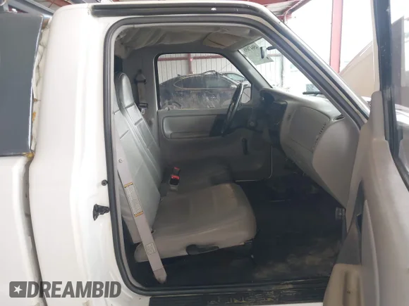 ✅ 1999 Ford Ranger XL • VIN: 1FTYR10V2XUA36575 • Лот: 45047898. Опубліковано раніше на IAAI з пробігом 98 474 миль. Безкоштовний доступ до архіву аукціонних продажів зі США та докладний звіт про історію автомобіля на DreamBid. Зображення 5.