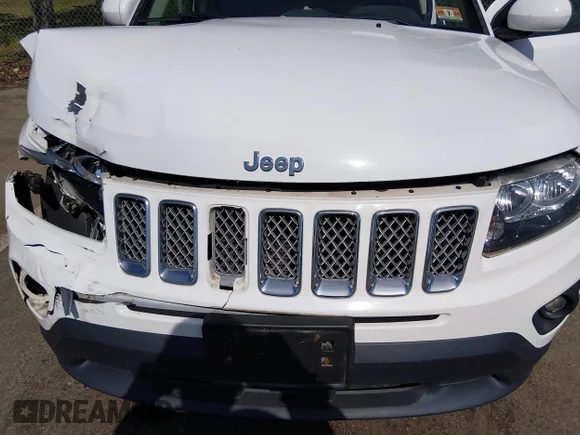 ✅ 2017 Jeep Compass Latitude • VIN: 1C4NJDEB4HD212201 • Lot: 45046937. Wystawiony na IAAI z przebiegiem 128 699 mil. Bezpłatny archiwum sprzedaży aukcyjnych z USA i szczegółowy raport historii pojazdu na DreamBid. Zdjęcie 6.