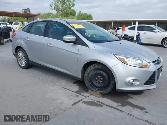 ✅ 2012 Ford Focus SEL • VIN: 1FAHP3H21CL420882 • Lot: 45141542. Wystawiony na IAAI z przebiegiem 92 668 mil. Bezpłatny archiwum sprzedaży aukcyjnych z USA i szczegółowy raport historii pojazdu na DreamBid. Zdjęcie 1.