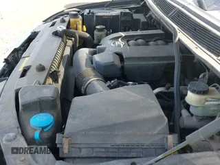 ✅ 2006 Nissan Titan LE • VIN: 1N6AA07B86N558017 • Lot: 42179803. Wystawiony na IAAI z przebiegiem 185 367 mil. Bezpłatny archiwum sprzedaży aukcyjnych z USA i szczegółowy raport historii pojazdu na DreamBid. Zdjęcie 12.