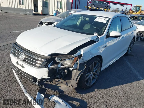 ✅ 2018 Volkswagen Passat S • VIN: 1VWAA7A35JC022477 • Lot: 43486543. Wystawiony na IAAI z przebiegiem 67 662 mil. Bezpłatny archiwum sprzedaży aukcyjnych z USA i szczegółowy raport historii pojazdu na DreamBid. Zdjęcie 2.